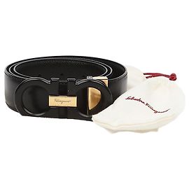 Salvatore Ferragamo Gancini Gürtel Black with Gold