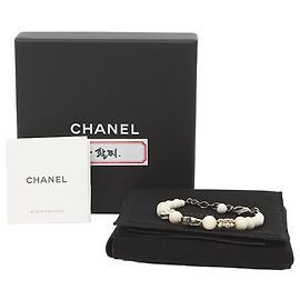 Chanel Pulseira de Trevo com Pérolas