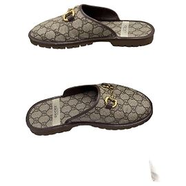 Gucci Pantofole Horsebit GG Supreme usate Taglia
