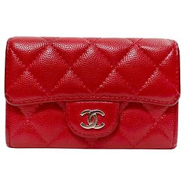 Chanel Tarjetero de piel caviar roja