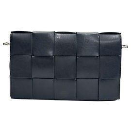 Bottega Veneta Pouch Cassette Medium in Intrecciato