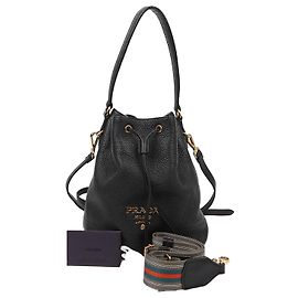 Prada Borsa a secchiello in pelle Vitello Daino Nero