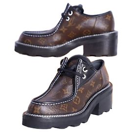 Louis Vuitton Monogram LV Boibur Derby