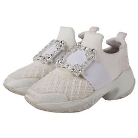 Roger Vivier White Vibrant Run Sneaker mit Strass-Schnalle