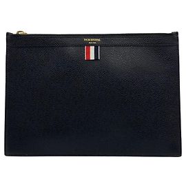Thom Browne Pouch con zip in pelle Pebble Grain con nastri grosgrain a tre strisce