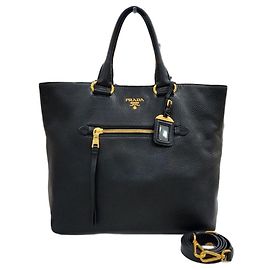 Prada Borsa a tracolla in Vitello Daino con dettagli dorati