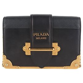 Prada Borsa a tracolla mini Cahier in Saffiano con catena