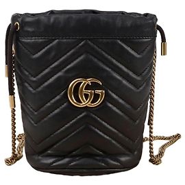 Gucci Mini Borsa a Secchiello GG Marmont a Tracolla