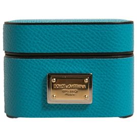 Dolce & Gabbana Custodia Airpods in pelle verde con placca logo in metallo