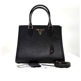 Prada Borsa Tote in pelle Saffiano Borsa a tracolla Nero