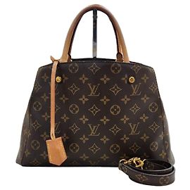 Louis Vuitton Bolsa de Ombro Monogram Montaigne MM