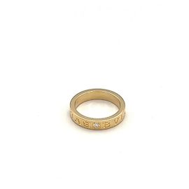 Bulgari Essential Diamond Yellow Gold Years