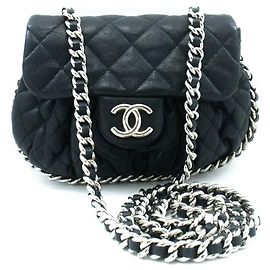 Borsa a tracolla Small Shoulder Bag con catena CHANEL in pelle di vitello nera