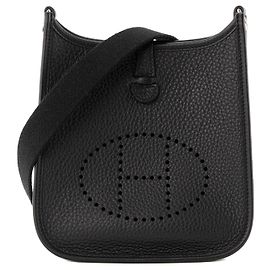 HERMÈS - Borsa a tracolla Evelyne 16 Hermès in pelle clémence nera