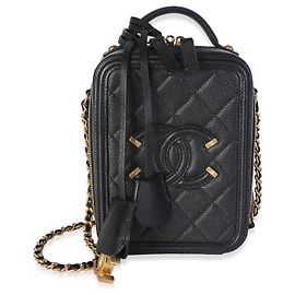 Beauty Case Filigree North South in pelle Caviar matelassé nera Chanel