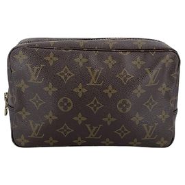 Louis Vuitton Vintage Brown Monogram Canvas Trousse Toilette 23 Clutch Tasche