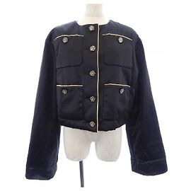 Chanel Seidenjacke ohne Kragen