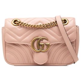 Bolsa de Ombro Gucci GG Marmont Small em Pele de Bezerro Matelassê Rosa