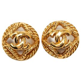 Chanel Gold CC vergoldete Clip-On-Ohrringe mit Kunstperlen und Seilrahmen