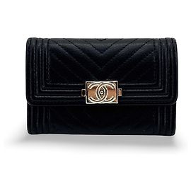 Chanel Boy Trifold Flap Chevron Caviar Small