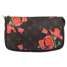 Louis Vuitton Pochette Accessoires Limited Edition Monogram Roses MM