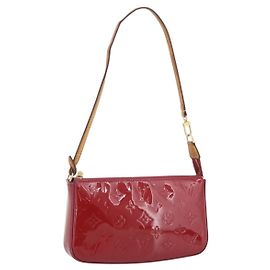 Louis Vuitton Pochette Accessoires NM Monogram Vernis