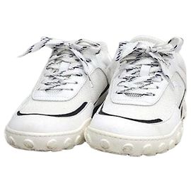 Chanel Weiße Mesh-Tennis-Sneaker