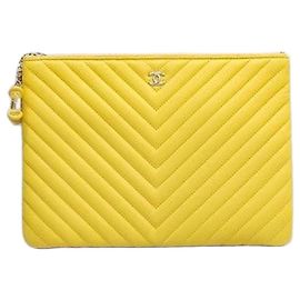 Chanel Borsa a Pochette Chevron Medium Yellow Gold