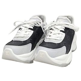 Sneakers Louis Vuitton Monogram Run55