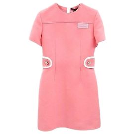 Louis Vuitton Abito Martingale Rosa