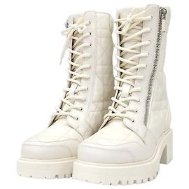 Dior  Stiefeletten White Quilted Calfskin