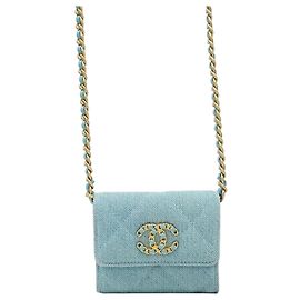 Chanel Borsa a tracolla con patta in denim blu