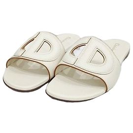 Dior Club Mule Slipper aus Kalbsleder