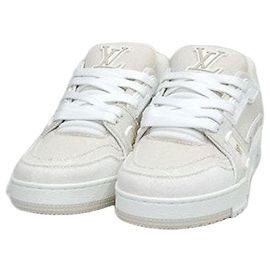Louis Vuitton Sneakers Trainer Beige