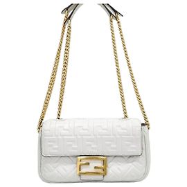 Fendi Borsa a spalla Baguette Chain Medium in pelle Nappa