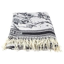 Christian Dior Ramage Plaid aus Wolle und Kaschmir
