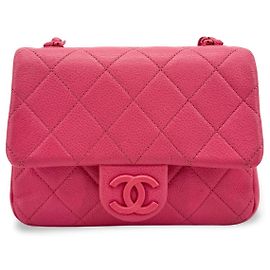 Clutch Chanel Classic Square Flap Clutch with Chain Quilted Caviar Mini
