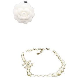 Chanel Collana d'oro per anniversario con perle e logo CC originale