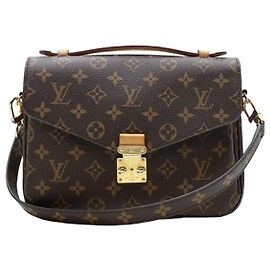 Louis Vuitton Pochette Metis de lona Monogram