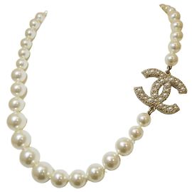 Chanel Último Collar de Oro CC Logo Pearl Anniversary