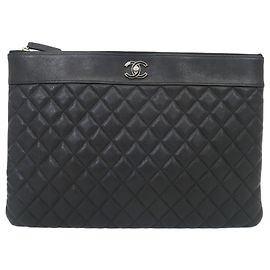 Chanel Pochette Mademoiselle Large CC Logo en cuir noir