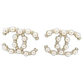 Chanel Orecchini CC Logo in Perle, Cristallo e Oro Edizione Limitata