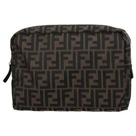 Fendi Trousse de toilette Superlite FF Medium