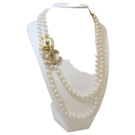 Chanel Collana a doppio filo edizione limitata con logo CC dorato