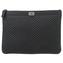 Chanel Classic Caviar Chevron Silver New Medium Clutch