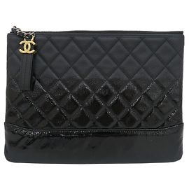 Chanel Clutch Gabriel New Medium in vernice nera sfumata placcata oro