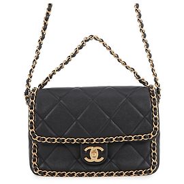 Borsa a tracolla con catena Chanel in pelle d'agnello nera