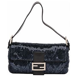 Bolsa Fendi Baguette em missangas azul marinho e couro