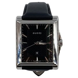 Gucci Orologio Quartz G Timeless 138.4 in acciaio, quadrante rettangolare nero e cinturino in pelle