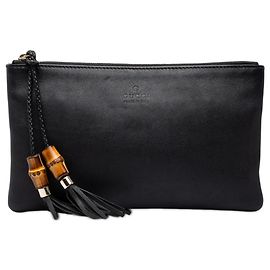 Clutch Gucci in pelle di vitello nera con bambù